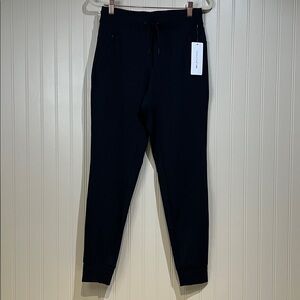 YOGALICIOUS Lux Black Avenue Jogger size XS